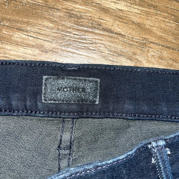 Mother Insider Crop Two step fray Jeans in Hey Good lookin - Picture 3 of 5